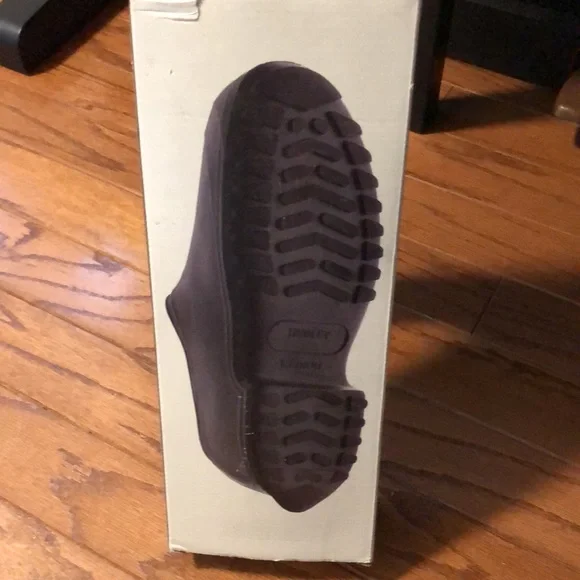 Men’s Tingley Overshoes - Picture 2 of 3